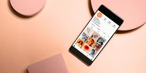 Jak zbudować spójny i wyrazisty wizerunek marki w social mediach?