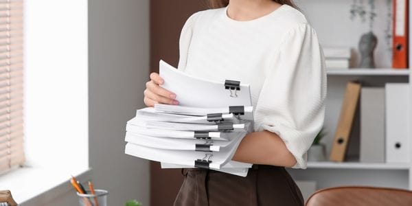 Akta osobowe pracownika – co musi zawierać dokumentacja kadrowa?
